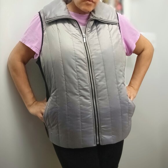 CHICO'S ZENERGY Silver Puff Vest. Plus Size 3X - Picture 6 of 7